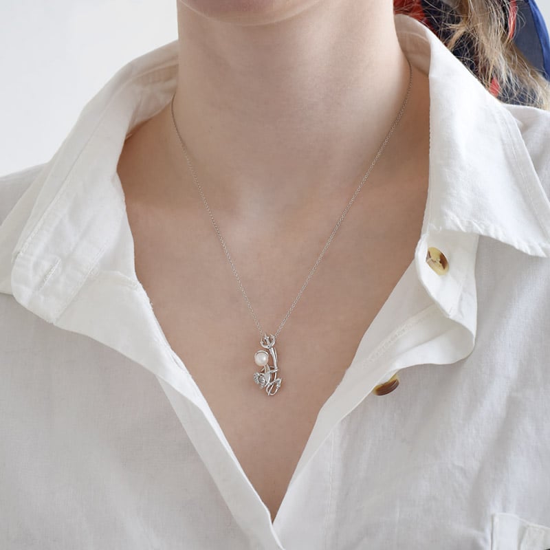Strieborný čert s perlou a lab-grown diamantmi Devil