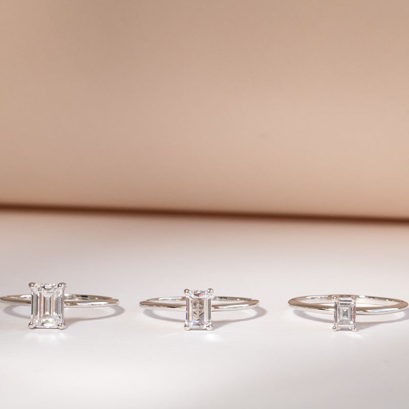 Zásnubný prsteň s emerald diamantom Olson 121330