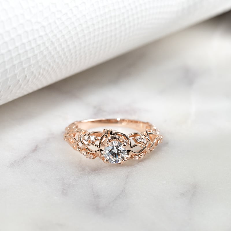 Vintage zásnubný prsteň s 0.58ct IGI certifikovaným lab-grown diamantom Chantal
