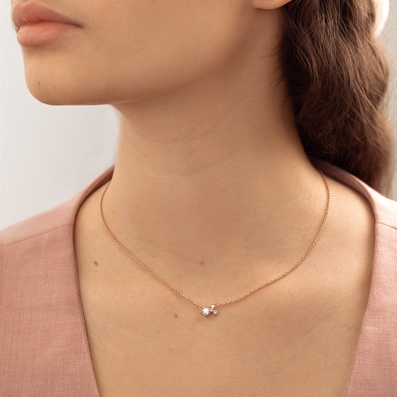 Strieborný cluster náhrdelník s moissanitom a lab-grown diamantmi Millie 153110