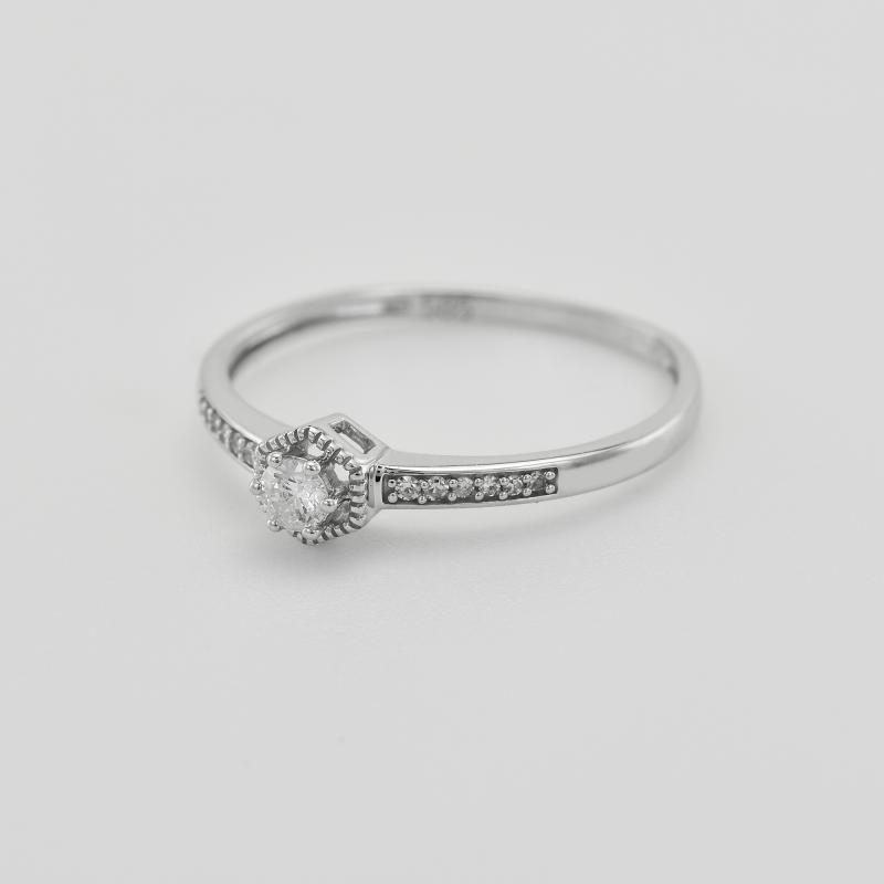 Strieborný prsteň s postrannými lab-grown diamantmi Kelote 104631