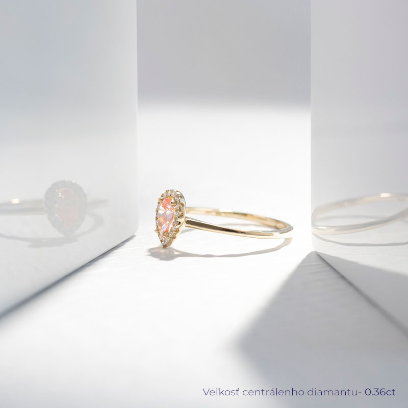 Zásnubný prsteň s certifikovaným fancy pink lab-grown diamantom Briana 114131