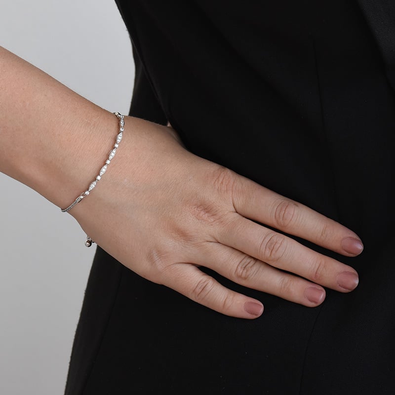 Nežný náramok s lab-grown diamantmi Chariton 114601