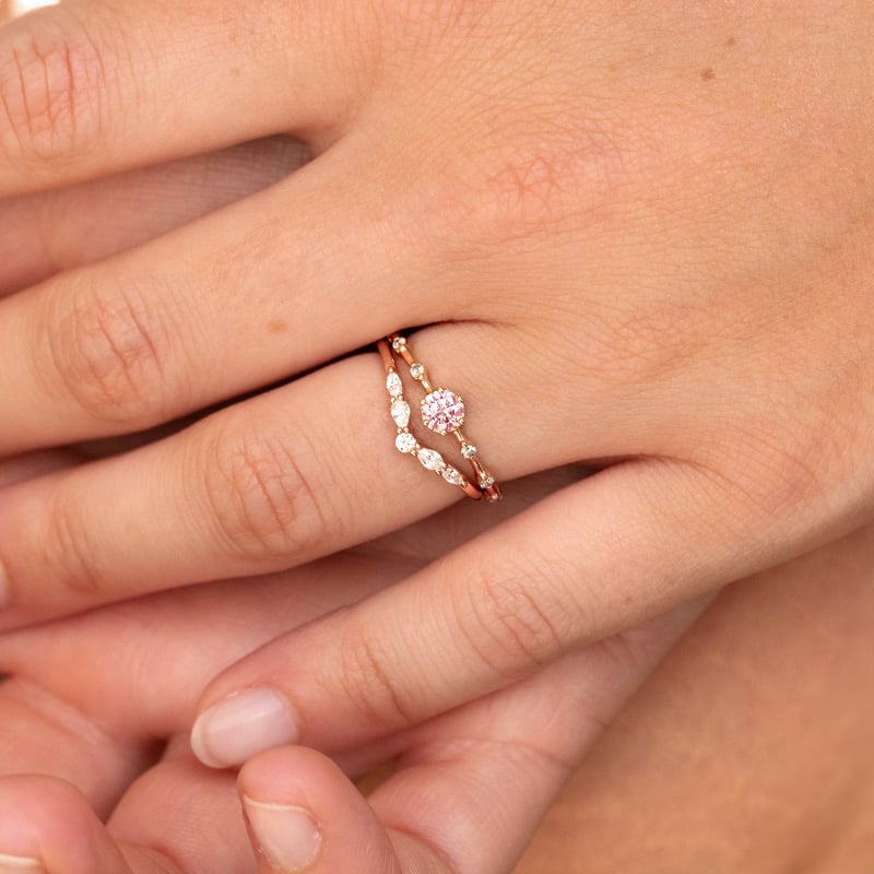 Vykrojený prsteň s round, pear a marquise lab-grown diamantmi Craig 142551