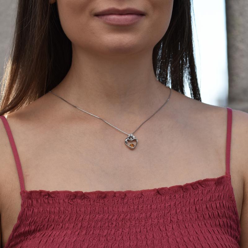 Strieborný prívesok matka a dieťa 32411