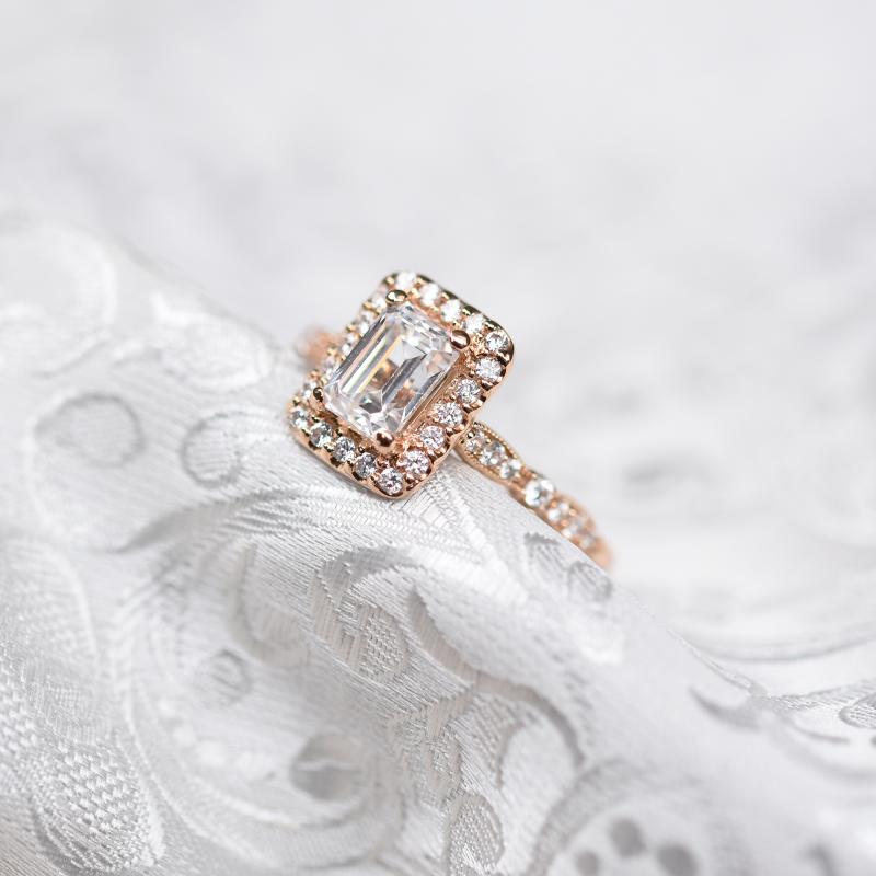 Zásnubný prsteň s emerald diamantom Beulah