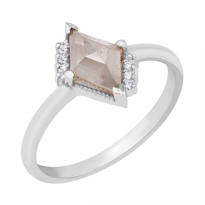 Prsteň lozenge so salt and pepper diamantom a lab-grown diamantmi Dalton