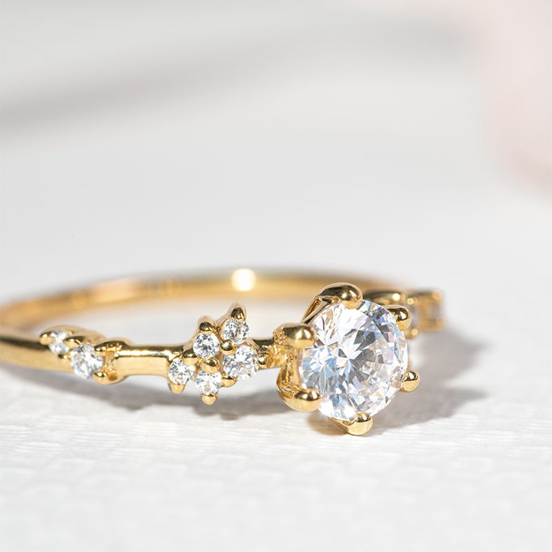 Romantický zásnubný prsteň s diamantmi Therese 126702