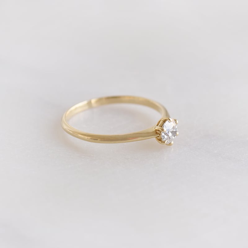 Prsteň s diamantom 139832
