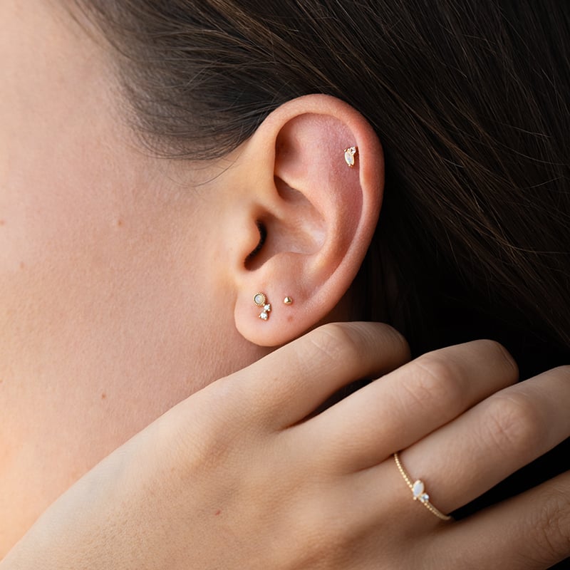 Zlatý labret piercing do ucha Vena 127863