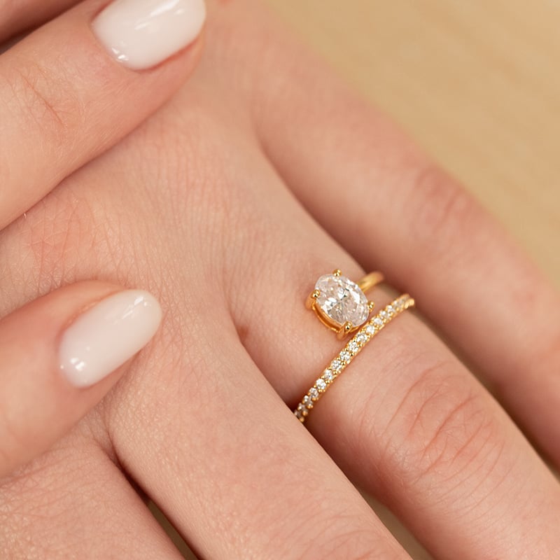 Atypický zásnubný prsteň s lab-grown diamantmi Ever 137623