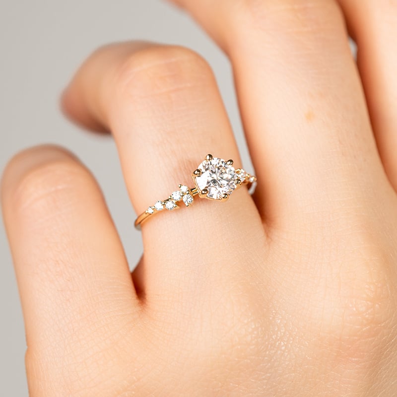 Zásnubný prsteň s diamantmi Carina 151523