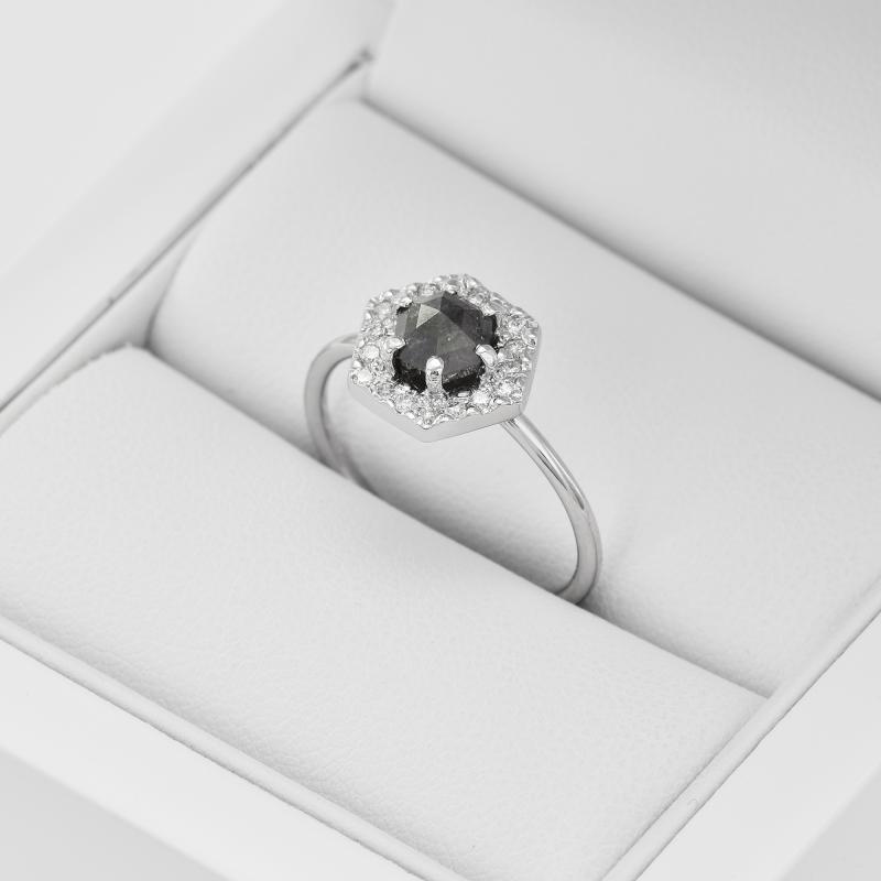 Zlatý prsteň s hexagon diamantom 34293