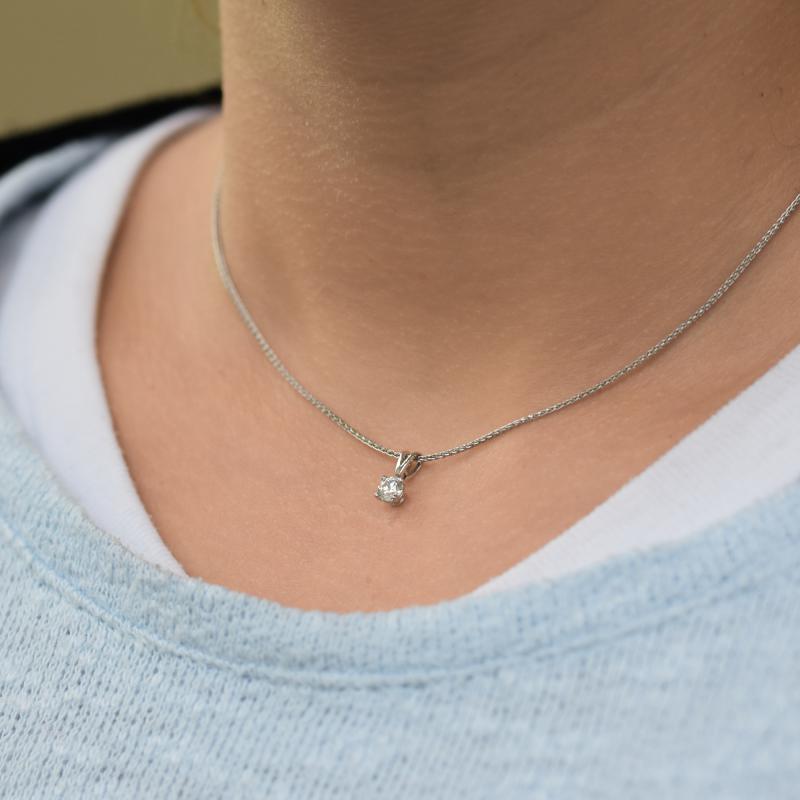 Platinový náhrdelník s diamantom 71193