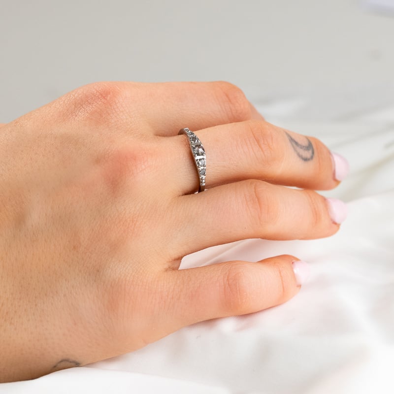Prsteň so salt and pepper diamantmi Hermina 122334