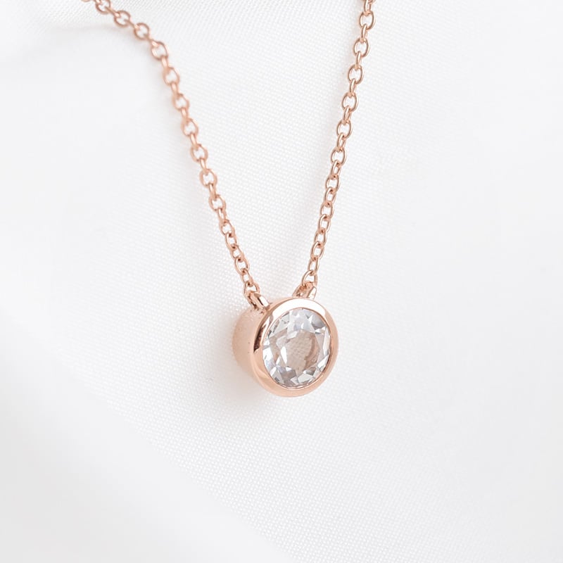 Bezel náhrdelník s IGI certifikovaným lab-grown diamantom Hadley