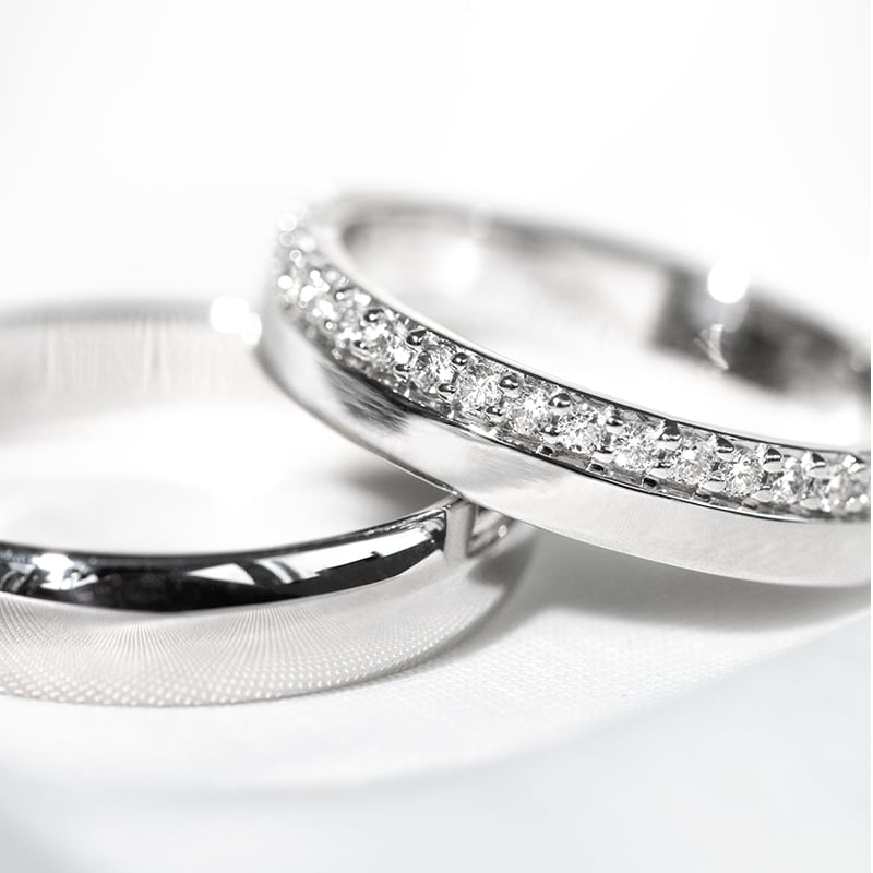 Zlatý eternity prsteň s lab-grown diamantmi Annora 135574