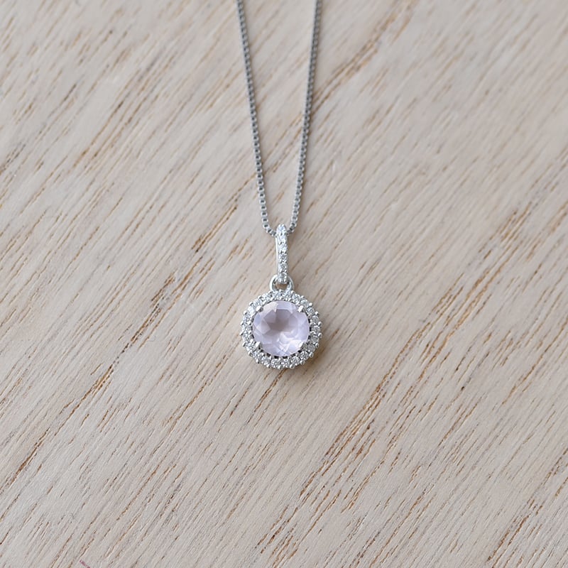 Náhrdelník s ružovym quartzom 60094