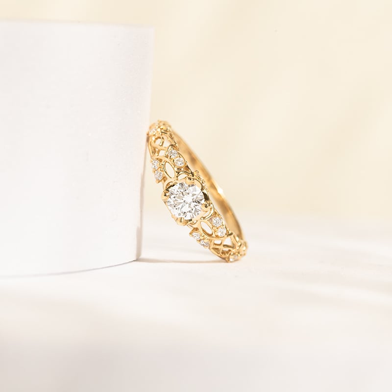 Vintage zásnubný prsteň s lab-grown diamantmi Chantal 142965