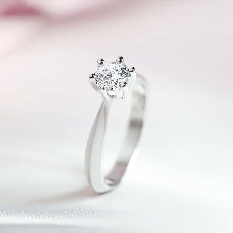 Zásnubný prsteň s lab-grown diamantom Iravan 151645