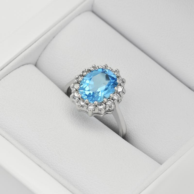 Prsteň s modrým topásom a diamantmi Zanite