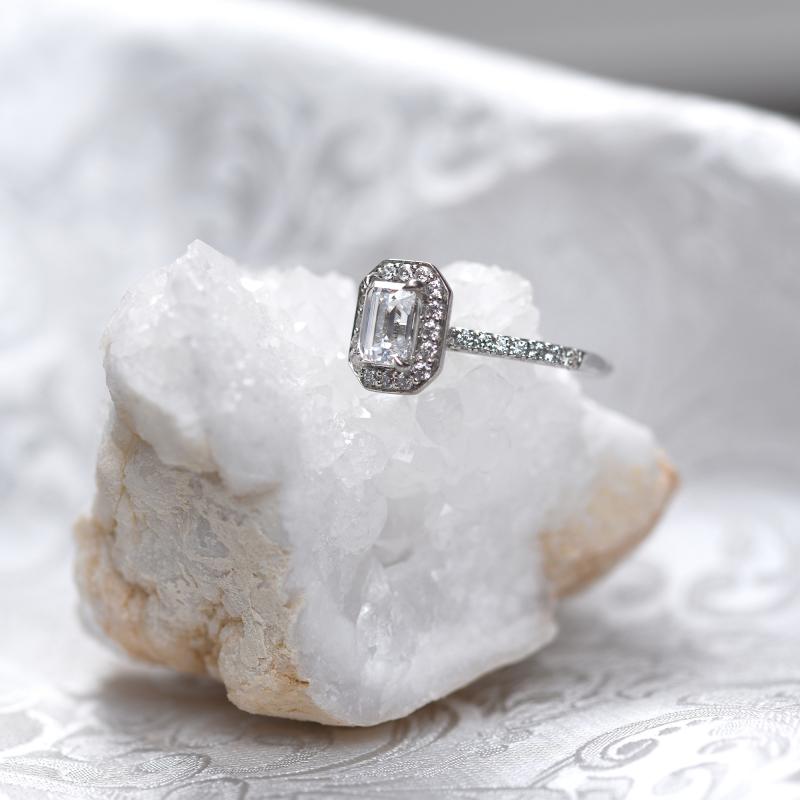 Prsteň s emerald diamantom 49625