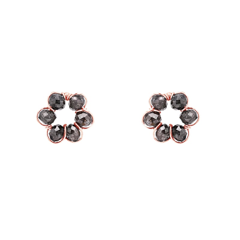 Náušnice v tvare kvetov so salt and pepper diamantmi Dina 98735