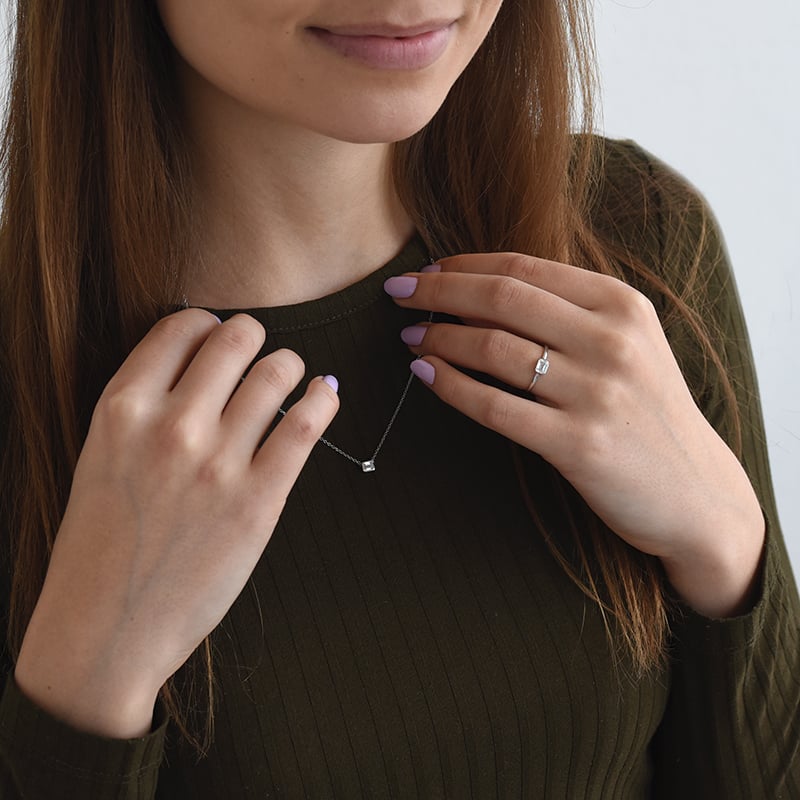Zlatý prsteň s emerald diamantom 100356