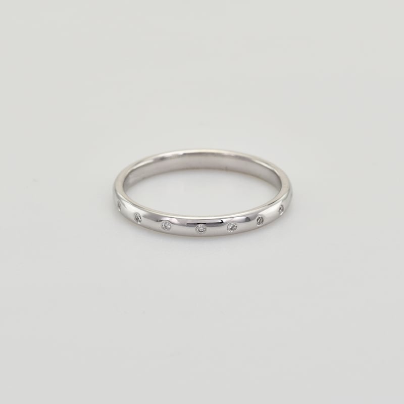 Zlatý prsteň s jemnými diamantmi Beppe 95576