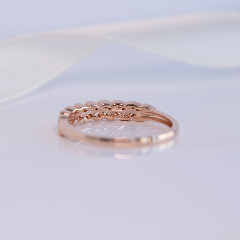 Eternity prsteň s lab-grown diamantovými lístkami Fulton 135687