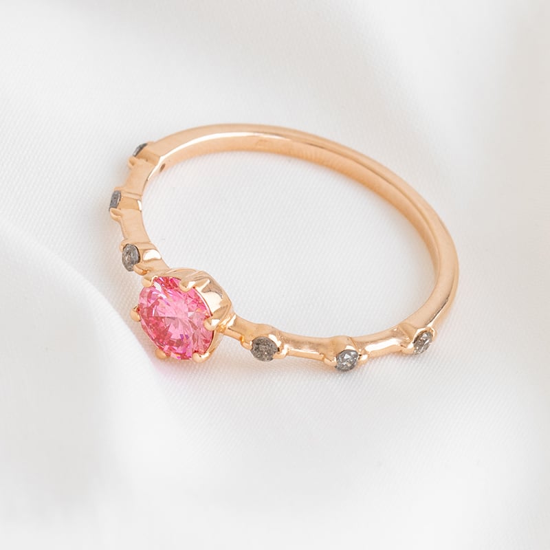 Zásnubný prsteň s certifikovaným fancy pink lab-grown diamantom Jelena 136507