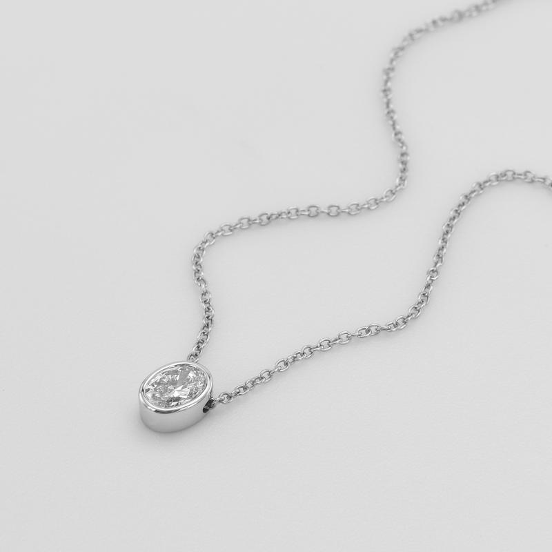 Zlatý náhrdelník s GIA certifikovaným oval diamantom 50657