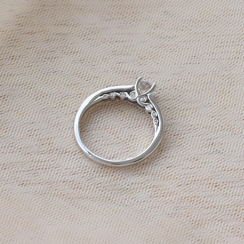 Vintage prsteň s diamantmi 67537