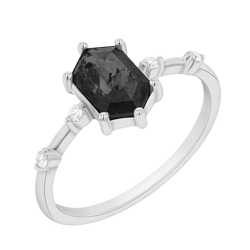 Prsteň s čiernym hexagon salt and pepper diamantom Harmonia