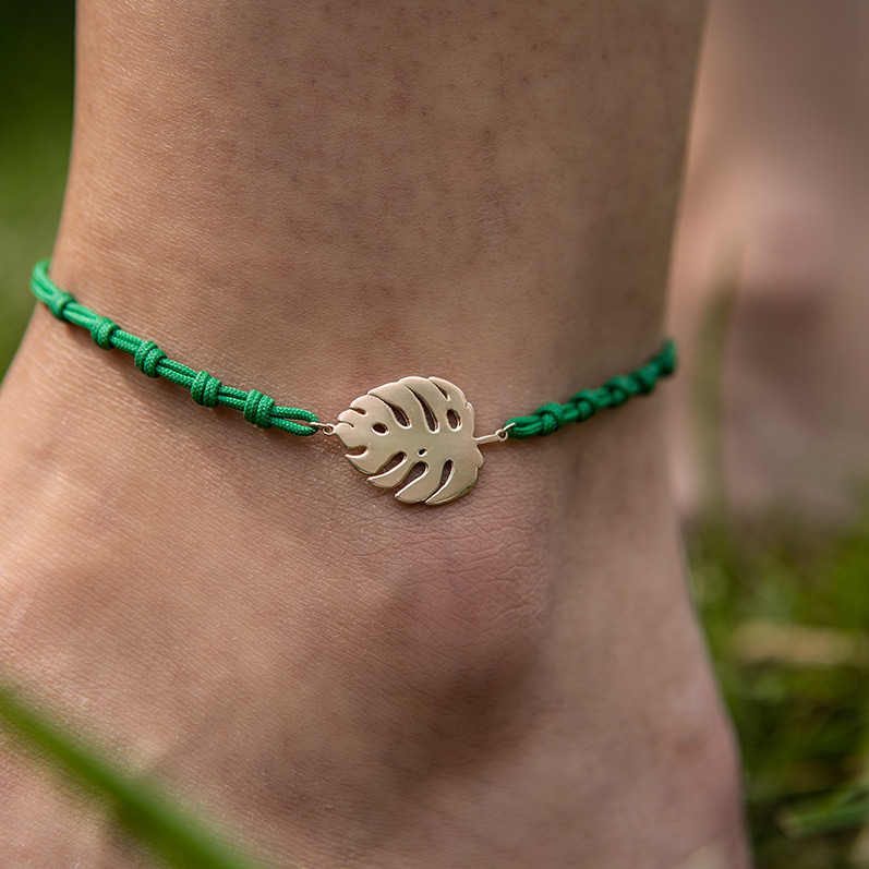 Povrázkový náramok s listom Monstera