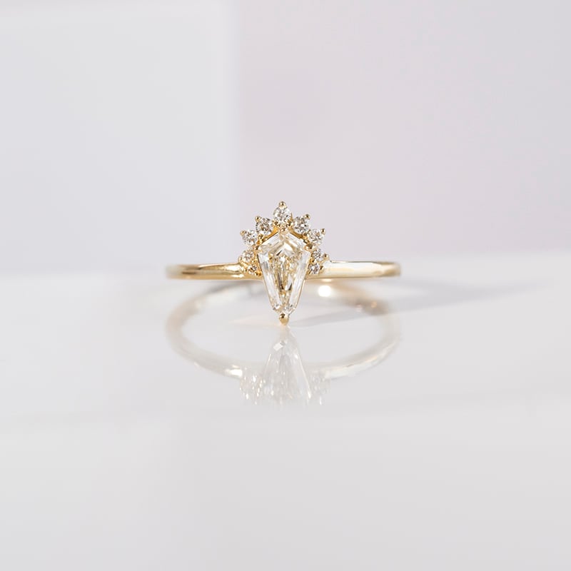 Zásnubný prsteň s 0.42ct IGI certifkovaným lab-grown diamantom Faris