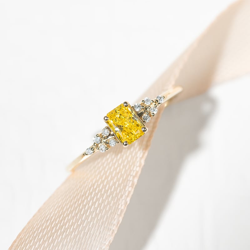 Zásnubný prsteň s 0.42ct IGI certifikovaným žltým lab-grown diamantom Sade 127108