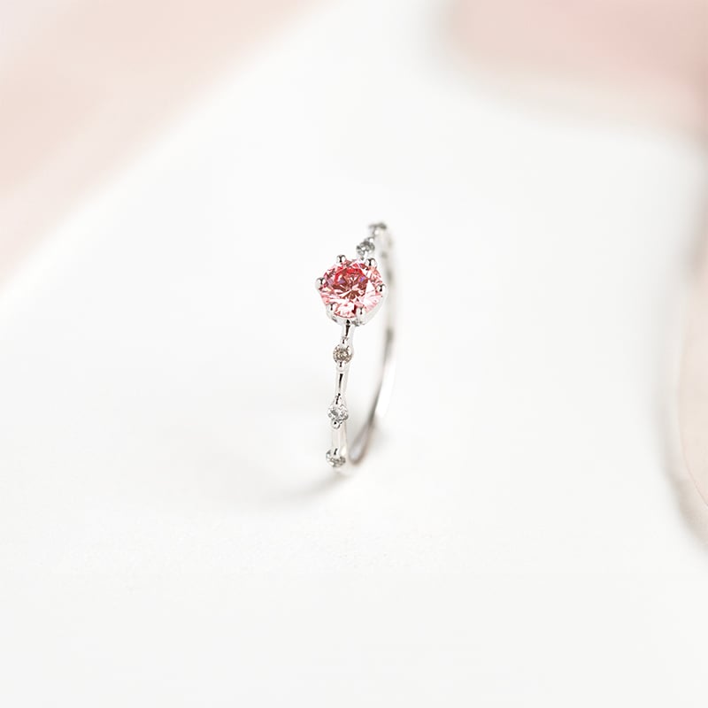 Zásnubný prsteň s certifikovaným fancy pink lab-grown diamantom Jelena 144888