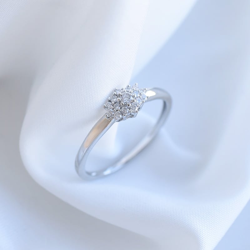 Elegantní zlatý prsten 92528