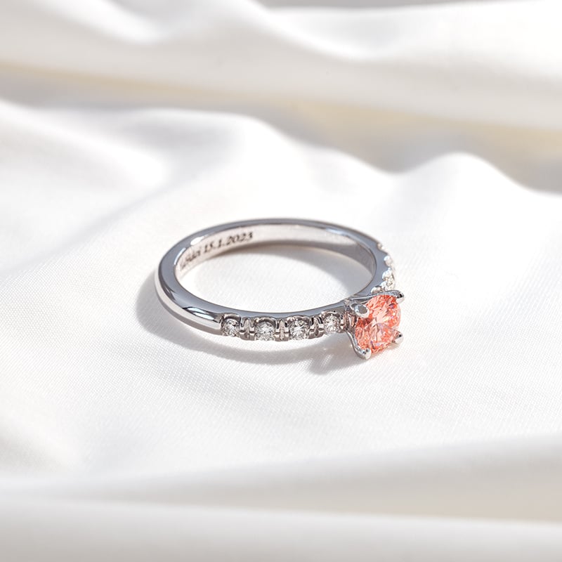 Zásnubný prsteň s certifikovaným fancy pink lab-grown diamantom Mae