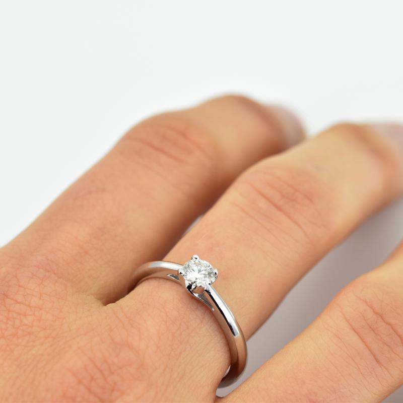 Zásnubný prsteň s 0.30ct GIA diamantom 15079