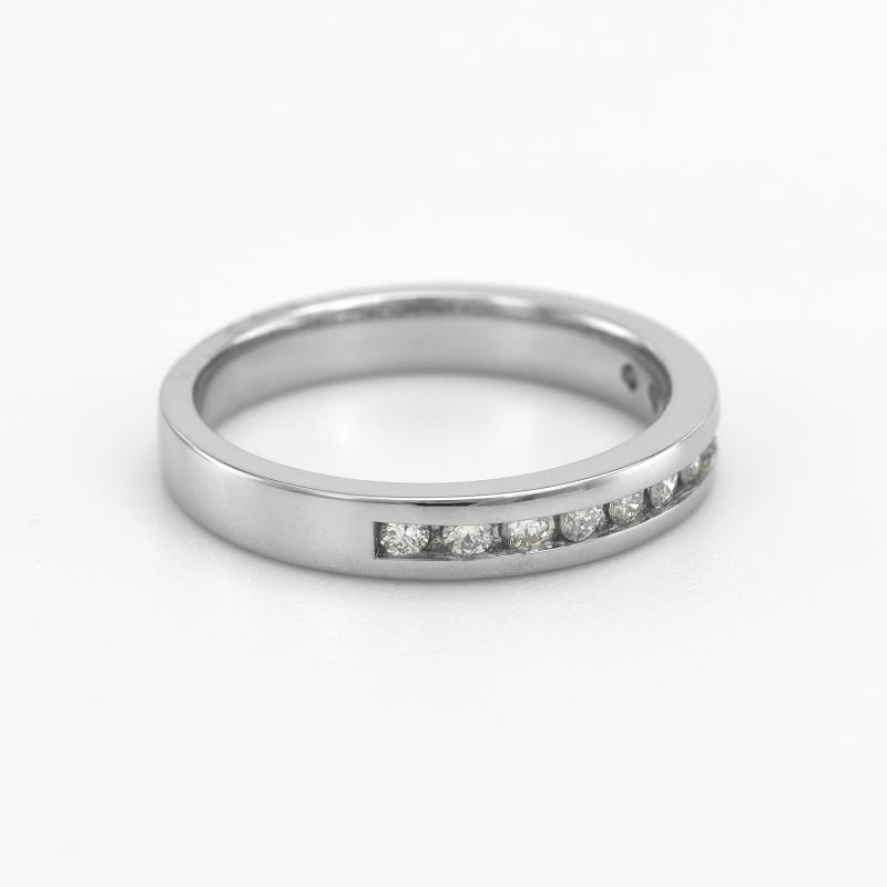 Prsteň plný diamantov 47809