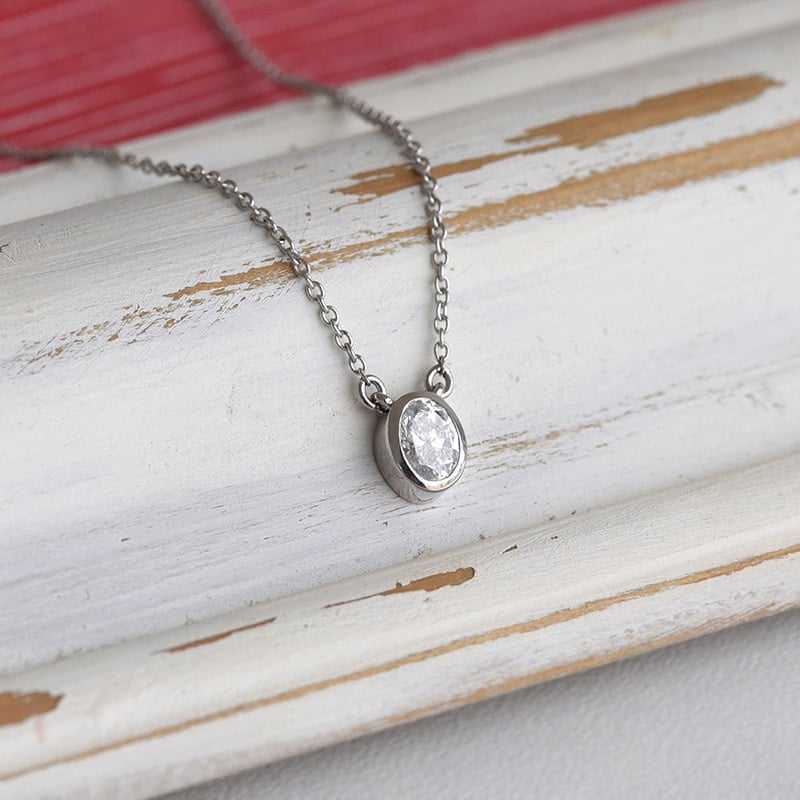 Zlatý náhrdelník s 0.3ct GIA certifikovaným oval diamantom Dagny