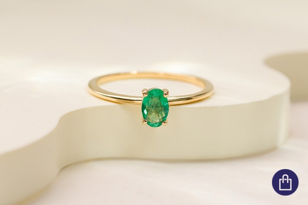 Smaragdový šperk pre znamenie Byvola