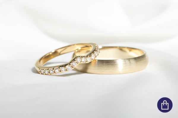 Prsteň s lab-grown diamantmi