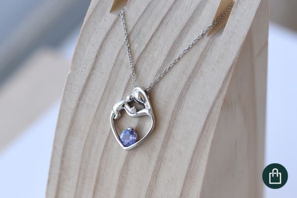 Prívesok Matka a dieťa s tanzanitom a diamantom Heli