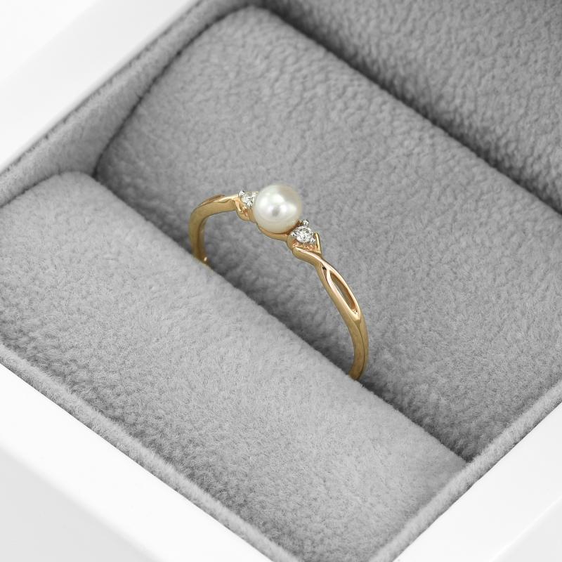 Strieborný elegantný perlový prsteň s lab-grown diamantmi Carmen 104460
