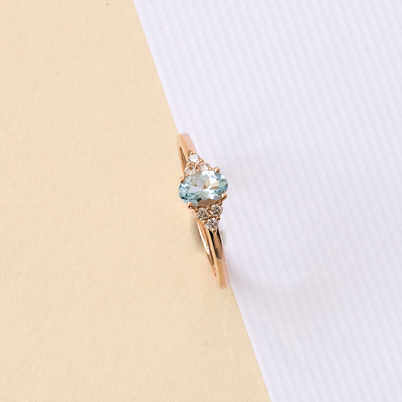 Elegantný prsteň s akvamarínom a diamantmi Kylie 121310