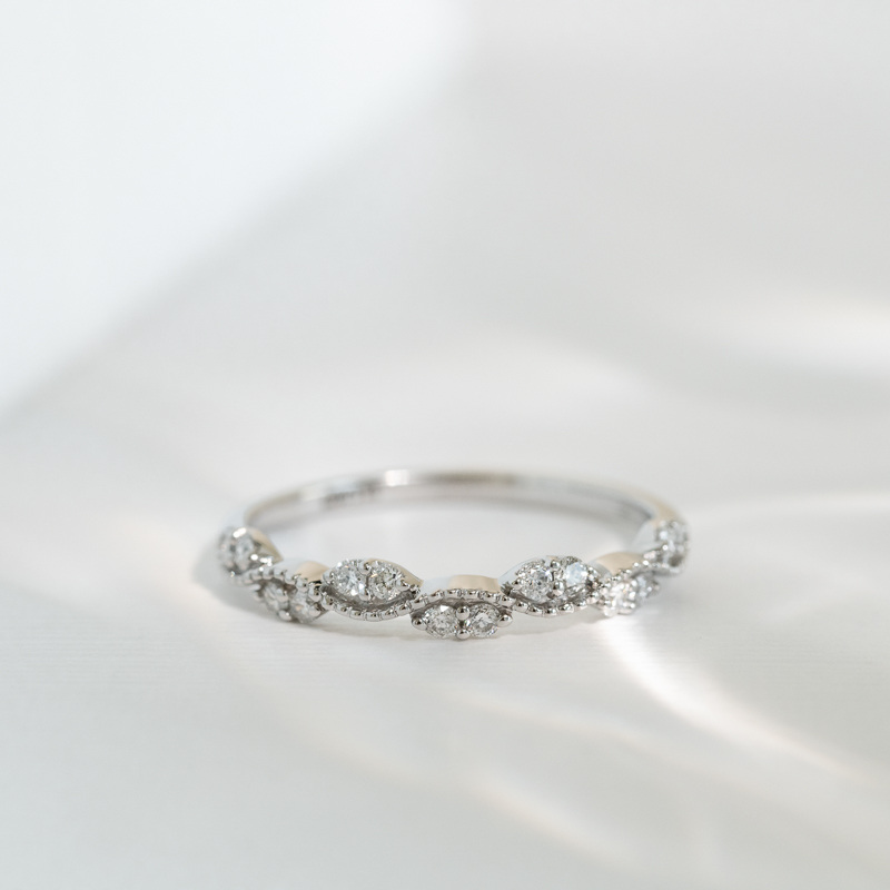 Nežný eternity prsteň s lab-grown diamantmi Izabelle 124730