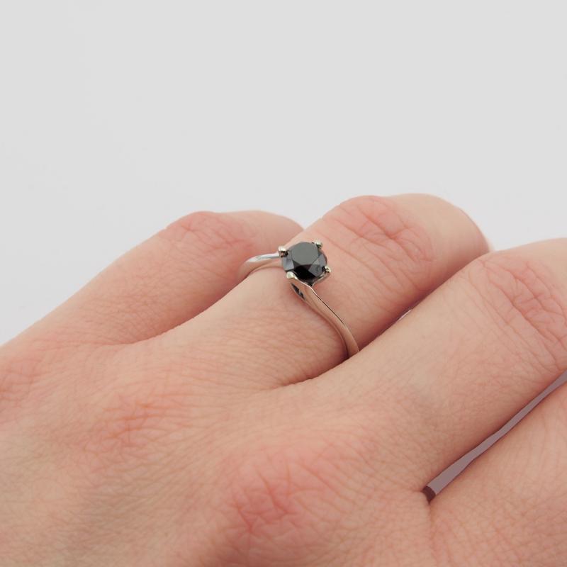 Diamantový prsteň 14300